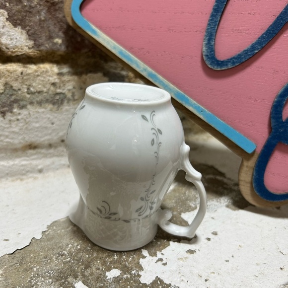 Oscar De La Renta Creamer - Picture 4 of 5